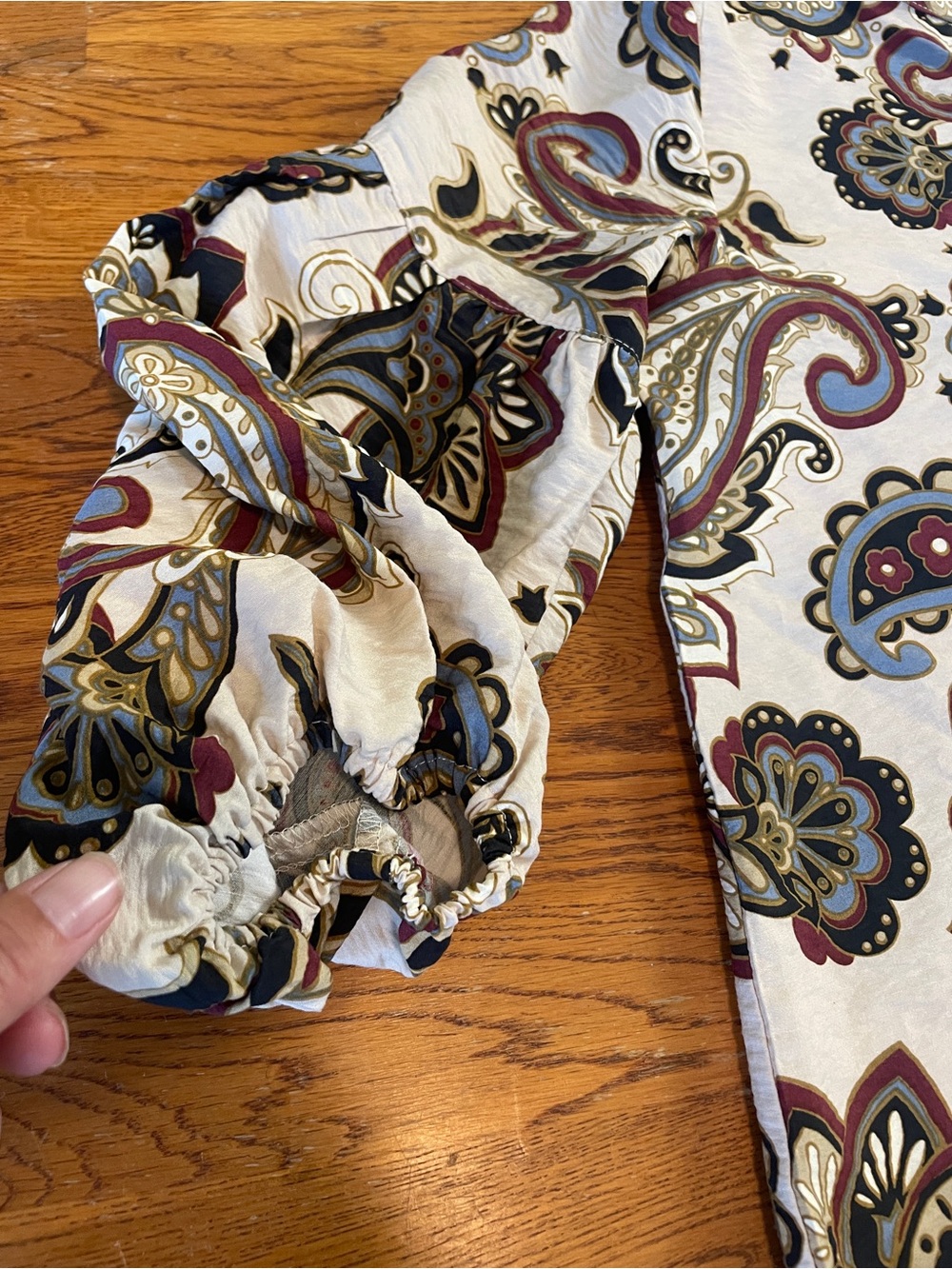 Paisley V-Neck Balloon Sleeve Blouse - Beige/Multi - Picture 3 of 7